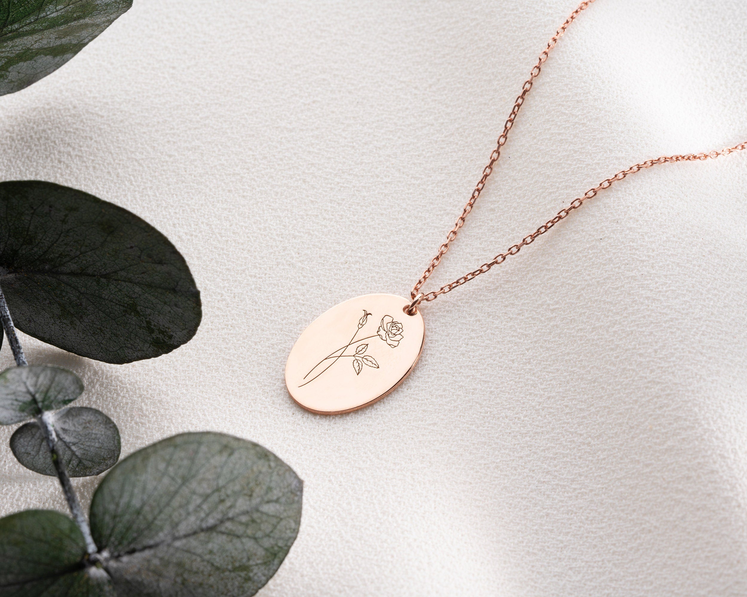 Personalised Birth Month Necklace, Holly Berry December Necklace, Silver Birth Flower Necklace with Birthstone, Daughter Birthday Gift