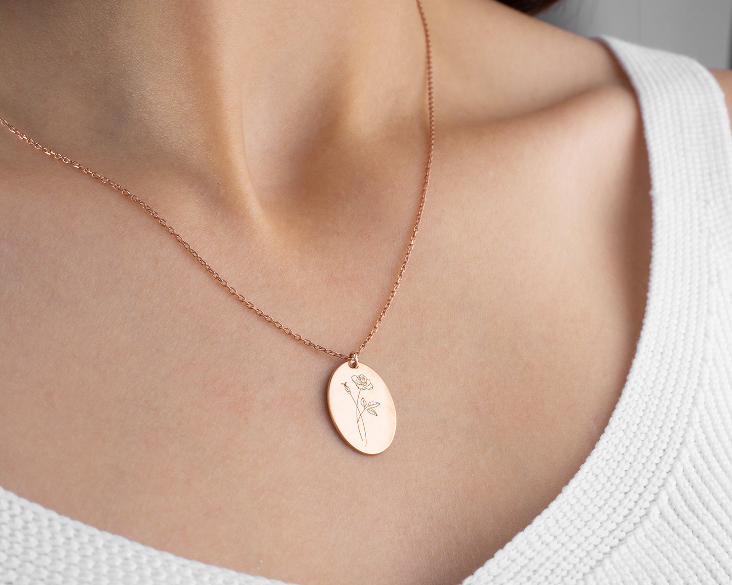 Personalised Birth Month Necklace, Holly Berry December Necklace, Silver Birth Flower Necklace with Birthstone, Daughter Birthday Gift