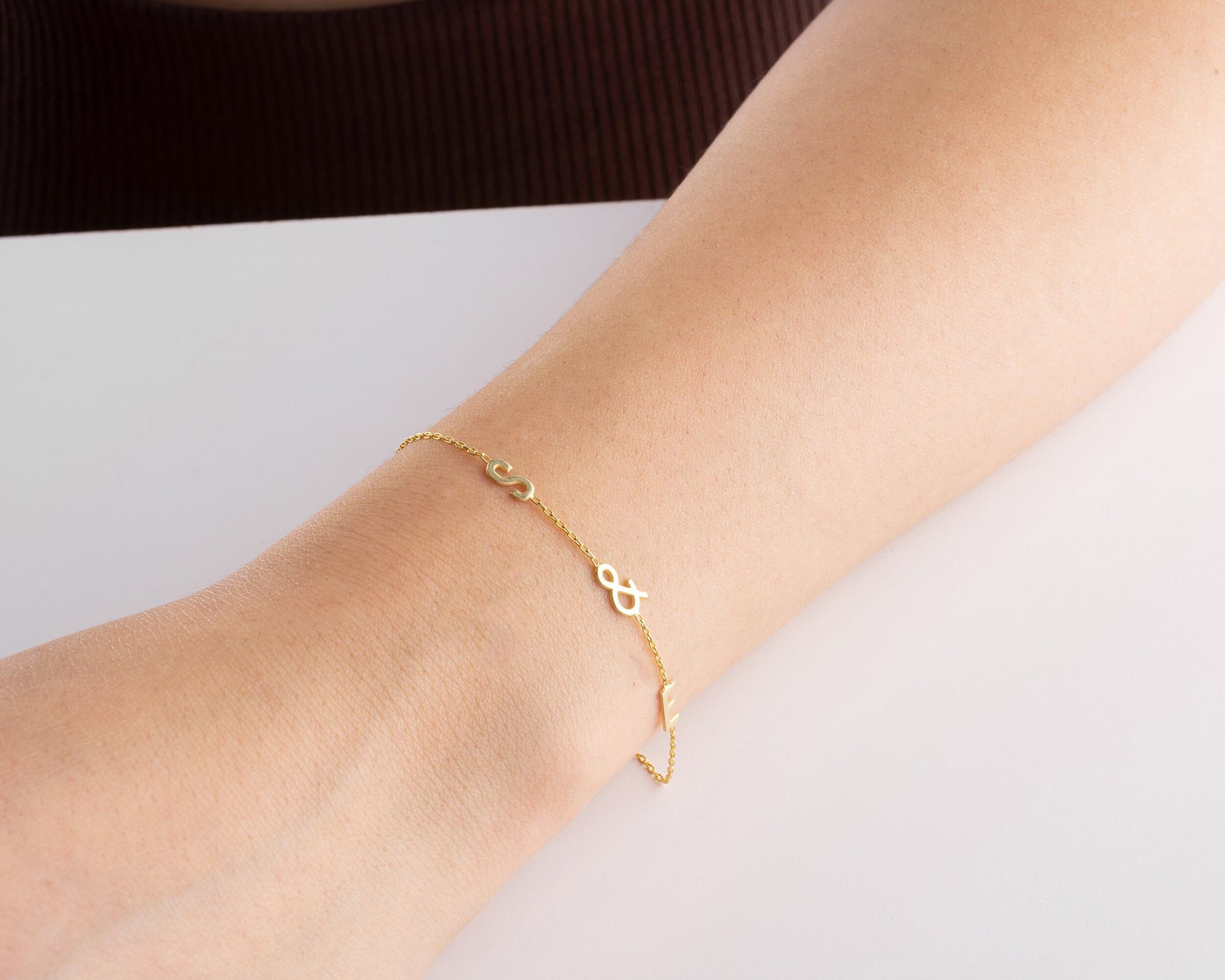 Dainty Initial Bracelet, Personalised Letter Bracelet with Birthstone, Gold Initial Bracelet, Bridesmaid Bracelet, Mother Birthday Gift