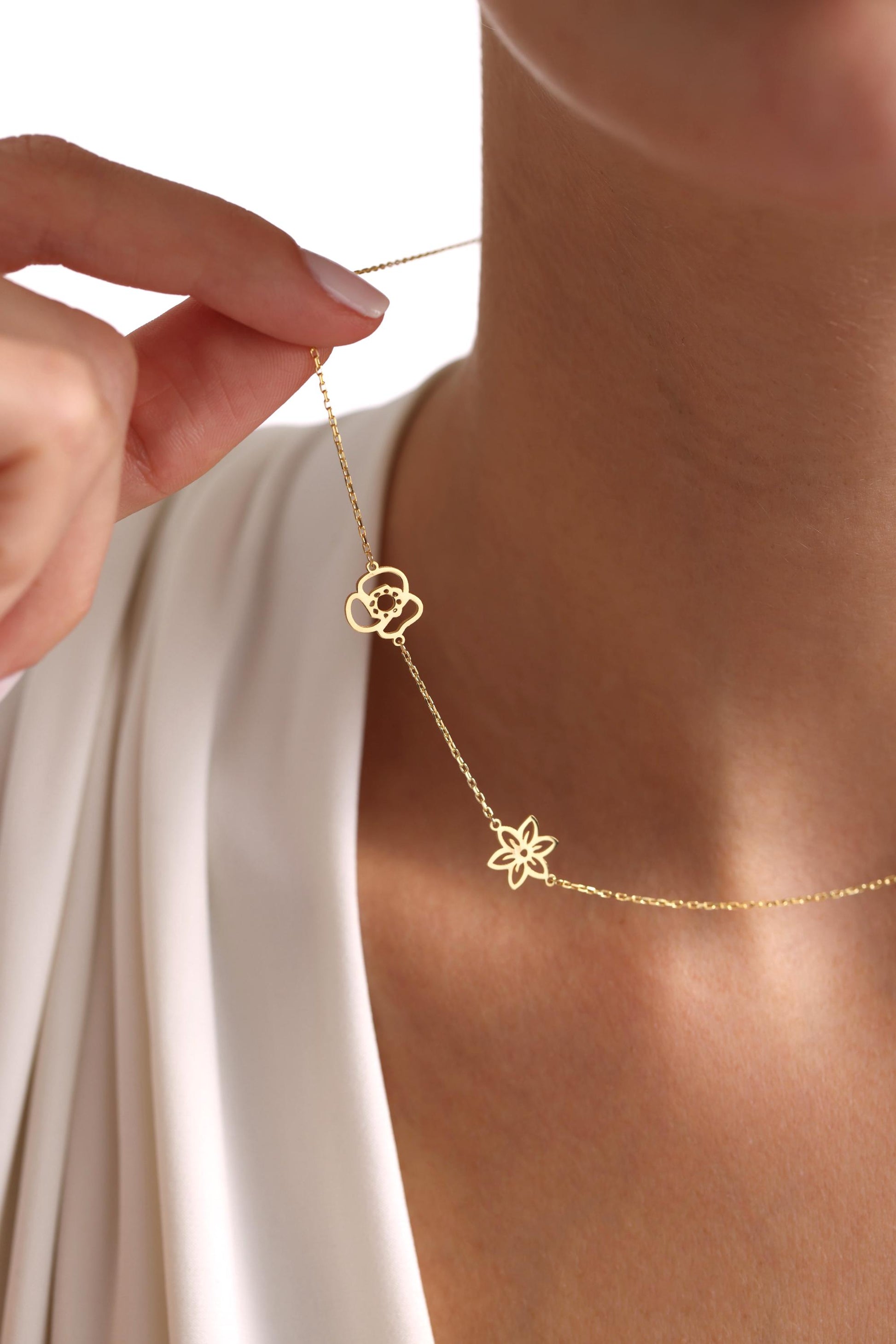 Personalized Multiple Birth Flower Necklace - Gold Sideways Birthflower Necklace - Unique Christmas Gift for Mom, Grandma, or Her