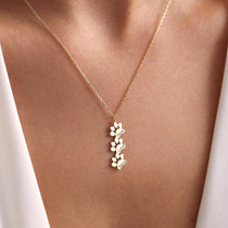 Paw Print Name Necklace – Custom Pet Memorial Jewelry – Dog/Cat Paw Name Necklace – Unique Gift for Pet Lovers