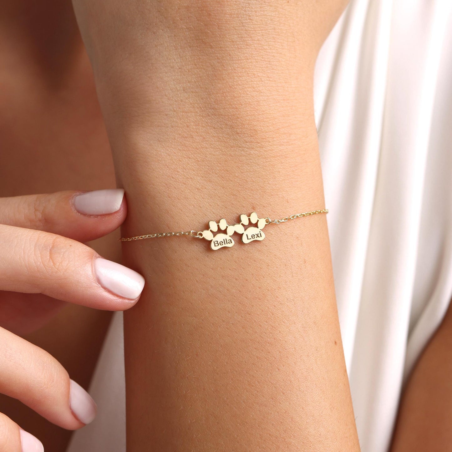 Gold Paw Print Bracelet with Name, Personalised Dog Paw Bracelet, Dog Mom Bracelet, Pet Memorial Gift, Dog Loss Gift