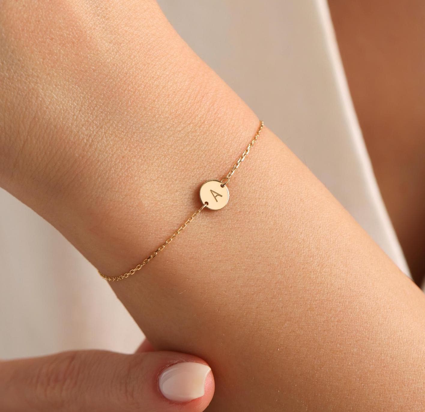 Personalized Gold Initial Disc Bracelet, Dainty Letter Bracelet, Minimalist Jewelry Gift for Her, Bridesmaid or Birthday Gift for Mom
