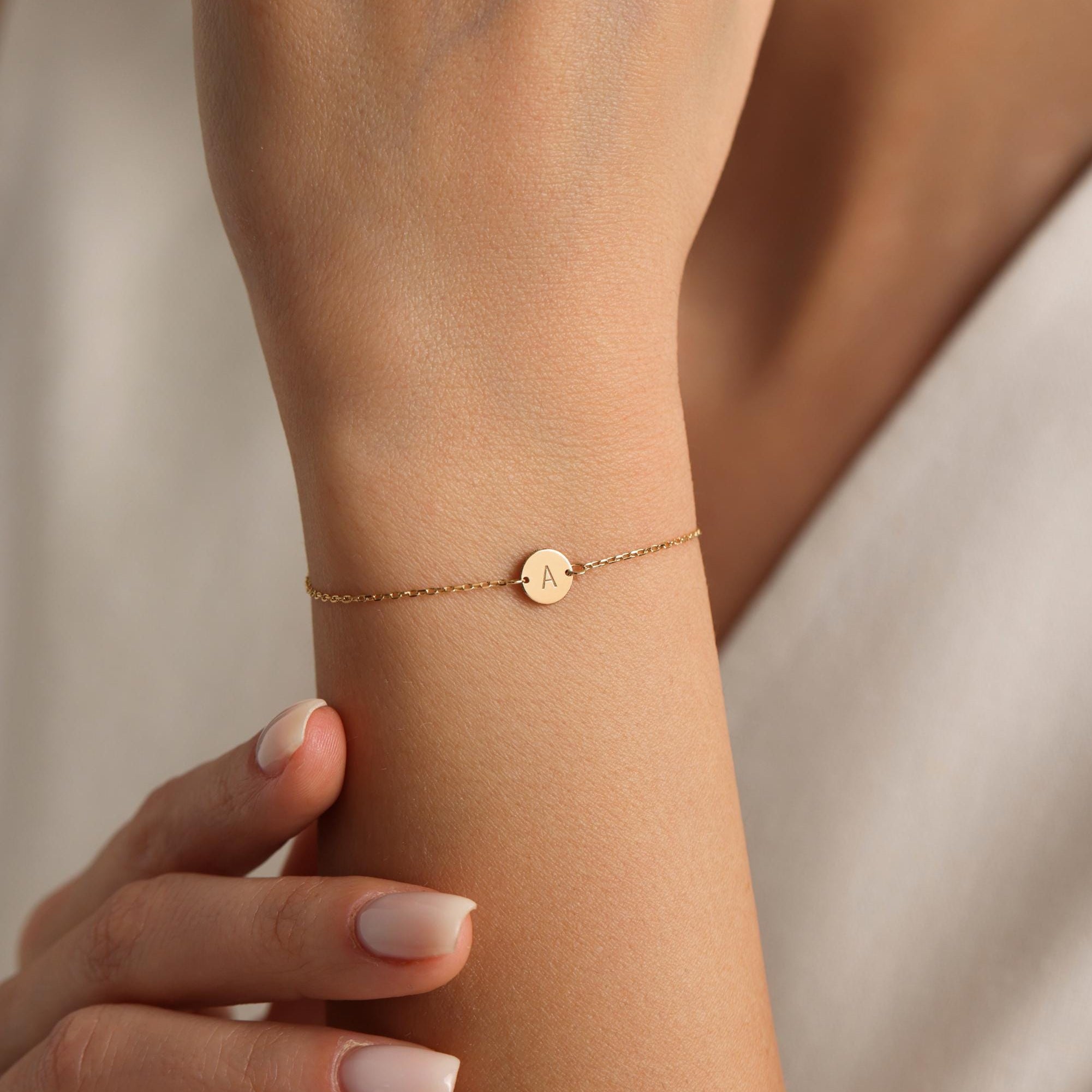 Personalized Gold Initial Disc Bracelet, Dainty Letter Bracelet, Minimalist Jewelry Gift for Her, Bridesmaid or Birthday Gift for Mom