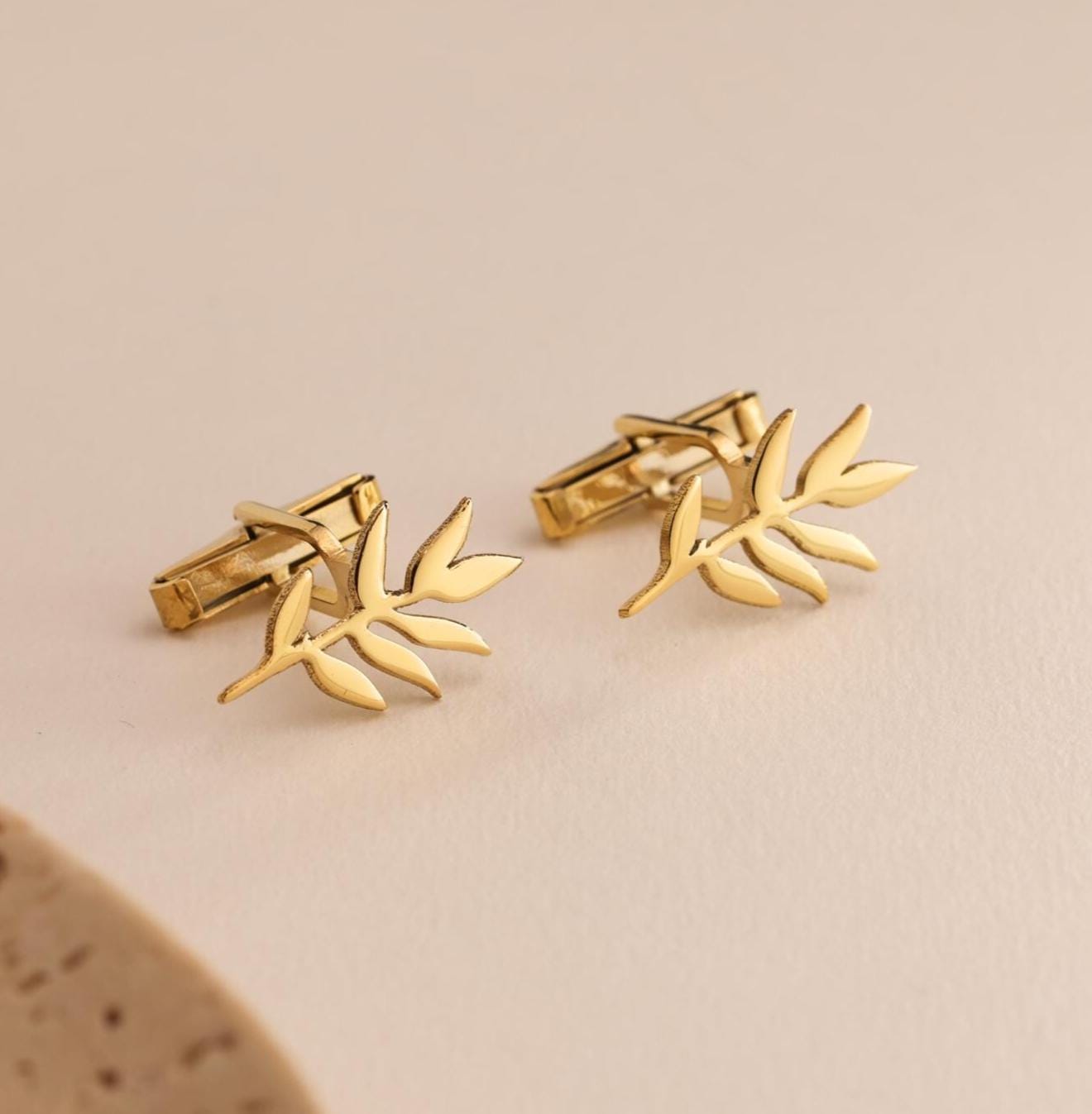 Olive Branch Cufflinks for Groom & Groomsmen – Nature Inspired Wedding Cuff Links in Gold or Silver, Leaf Detail Gift for Him