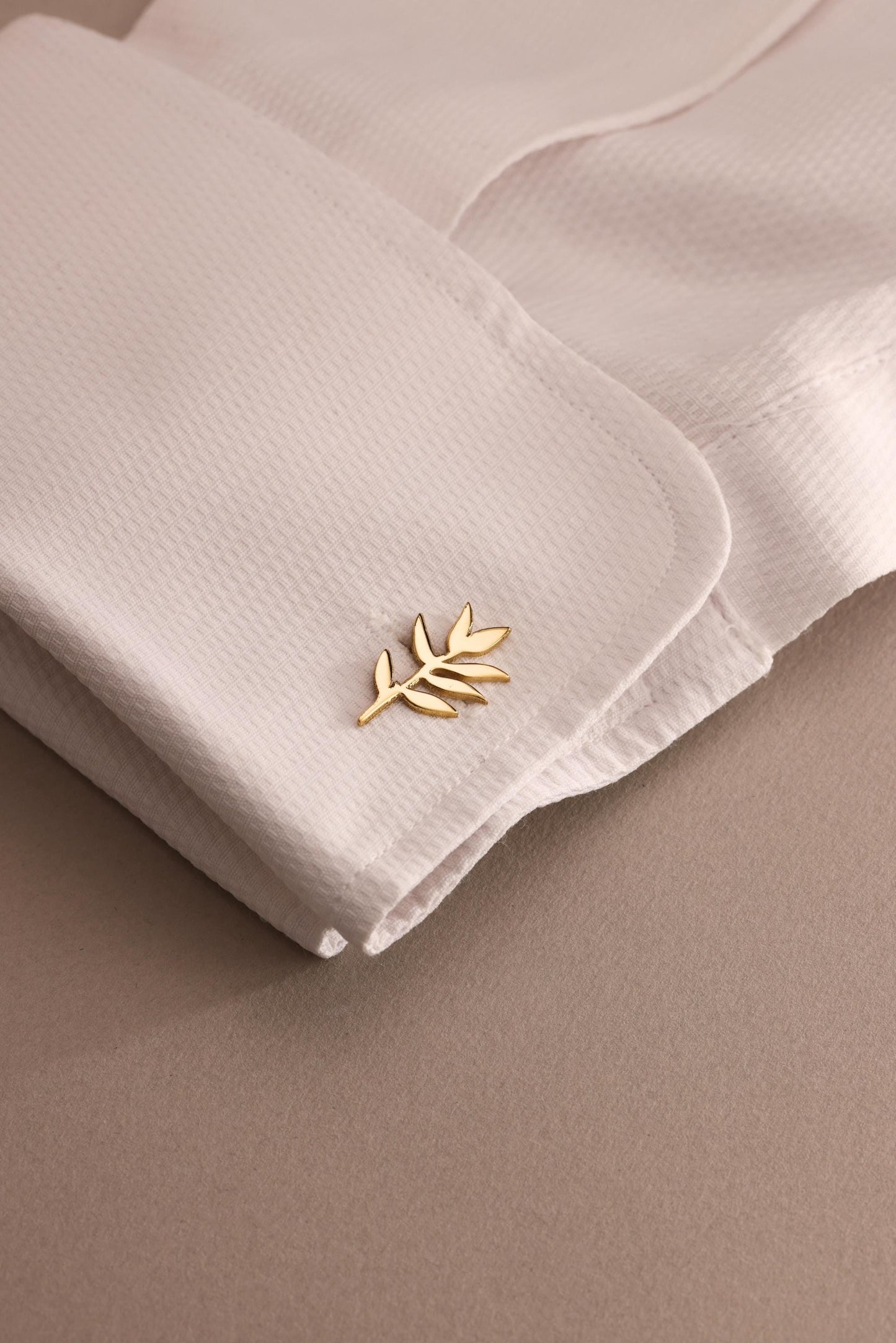 Olive Branch Cufflinks for Groom & Groomsmen – Nature Inspired Wedding Cuff Links in Gold or Silver, Leaf Detail Gift for Him