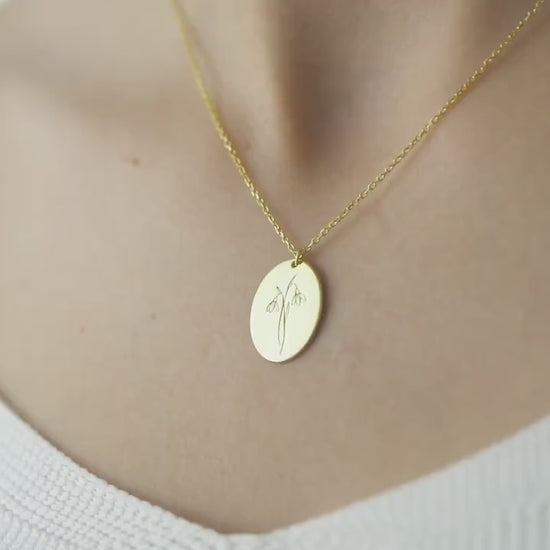 Personalised Birth Month Necklace, Holly Berry December Necklace, Silver Birth Flower Necklace with Birthstone, Daughter Birthday Gift