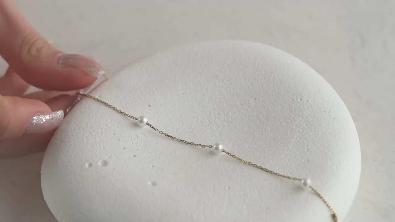 Dainty Pearl Bracelet, Wedding Jewellery, Bridesmaid Gift